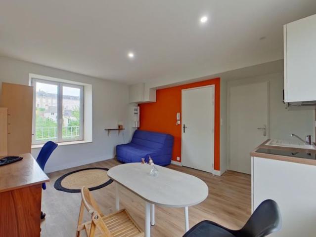 Location Appartement 1 pièce Meublé 20m² POITIERS 86000