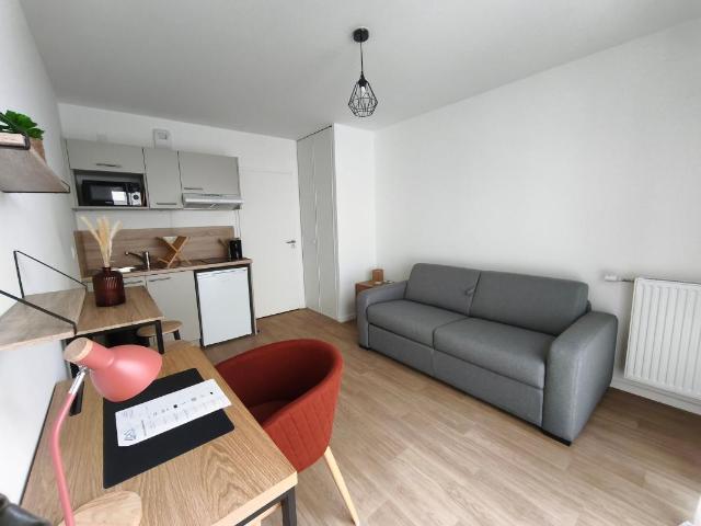 Location Appartement 1 pièce Meublé 21m² NANTES 44300