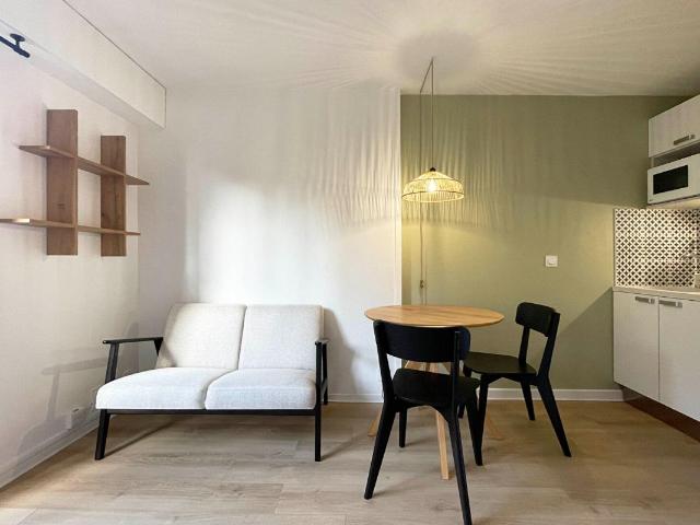 Location Appartement 1 pièce Meublé 22m² BORDEAUX 33000