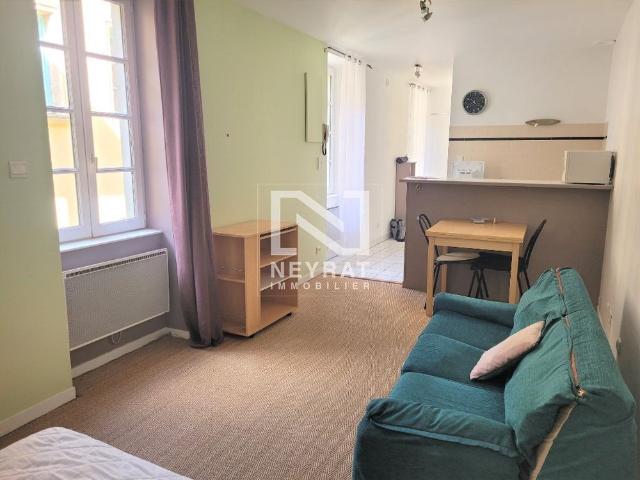 Location Appartement 1 pièce Meublé 27m² CHALON SUR SAONE 71100