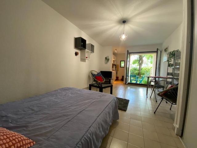 Location Appartement 1 pièce Meublé 27m² AVIGNON 84000