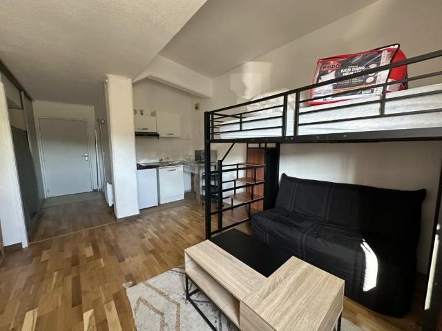 Location Appartement 1 pièce Meublé 24m² AGEN 47000