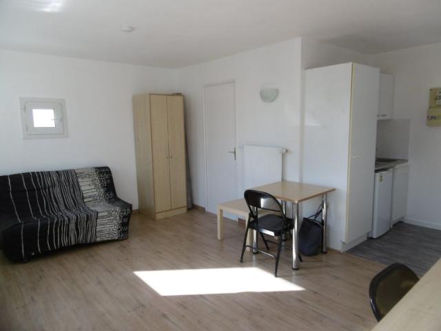 Location Appartement 1 pièce Meublé 24m² MONTPELLIER 34090