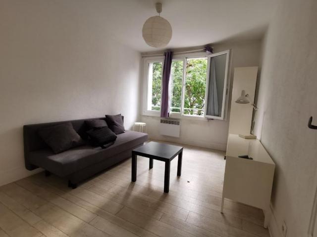 Location Appartement 1 pièce Meublé 25m² CHAMBERY 73000