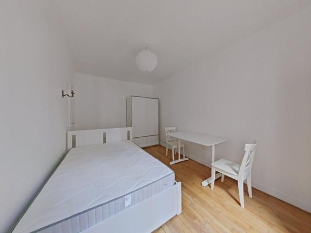 Location Appartement 1 pièce Meublé 26m² PARIS 15ème