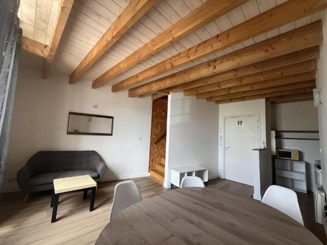 Location Appartement 1 pièce Meublé 29m² REZE 44400