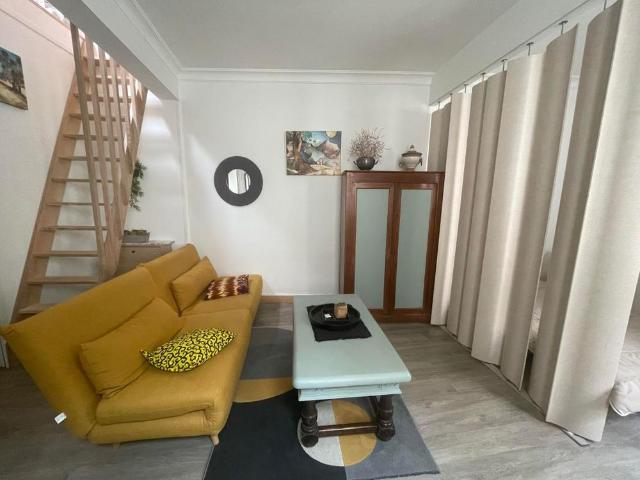 Location Appartement 1 pièce Meublé 30m² LA ROCHELLE 17000