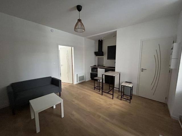 Location Appartement 1 pièce Meublé 31m² LE CREUSOT 71200