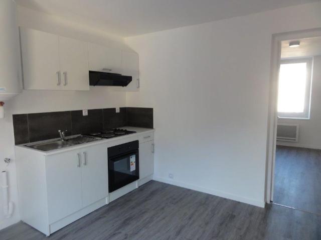 Location Appartement 1 pièce Meublé 31m² LE CREUSOT 71200
