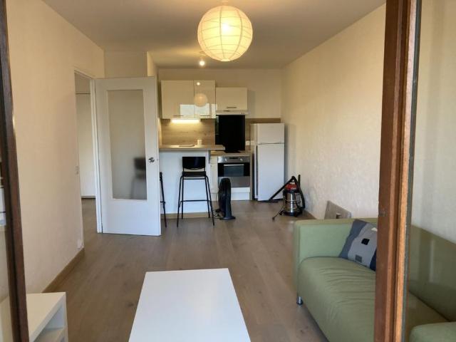 Location Appartement 1 pièce Meublé 36m² LA MOTTE SERVOLEX 73290