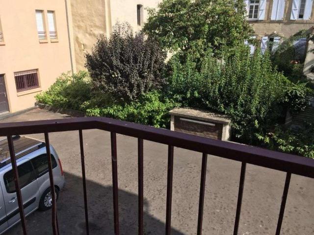 Location appartement 1 pièce Moulins 03