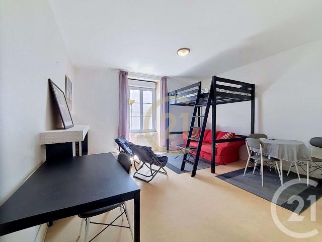 Location appartement 1 pièce Nantes Centre Ville 44