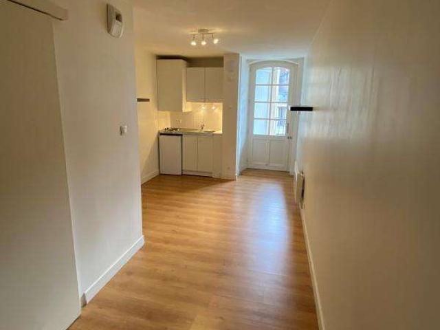 Location appartement 1 pièce Nantes Centre Ville 44