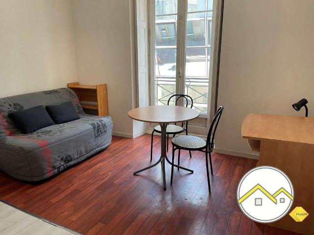 Location appartement 1 pièce Nantes Centre Ville 44
