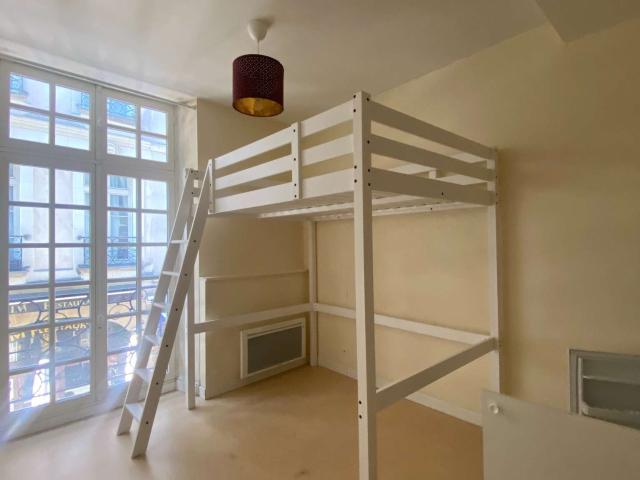 Location appartement 1 pièce Nantes Centre Ville 44