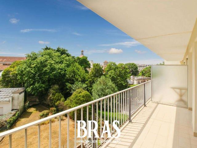 Location appartement 1 pièce Nantes Centre Ville 44