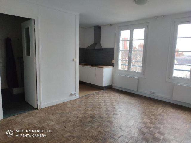Location appartement 1 pièce Nantes Centre Ville 44