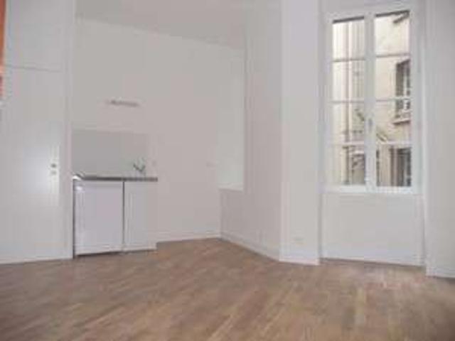 Location appartement 1 pièce Nantes Centre Ville 44