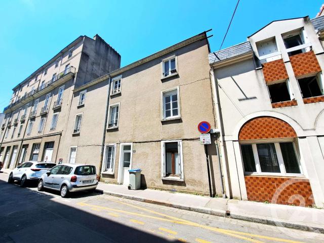 Location appartement 1 pièce Nantes Centre Ville 44