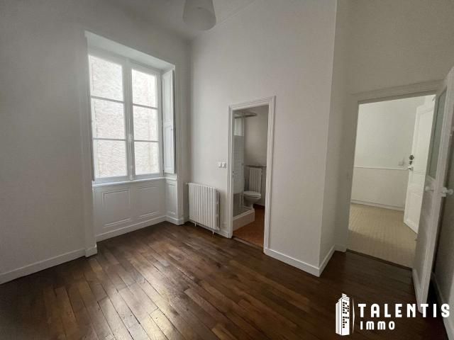 Location appartement 1 pièce Nantes Centre Ville 44