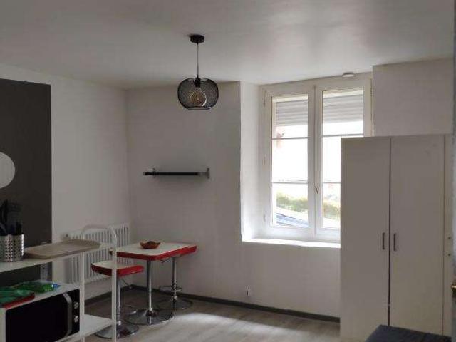 Location appartement 1 pièce Nantes Centre Ville 44