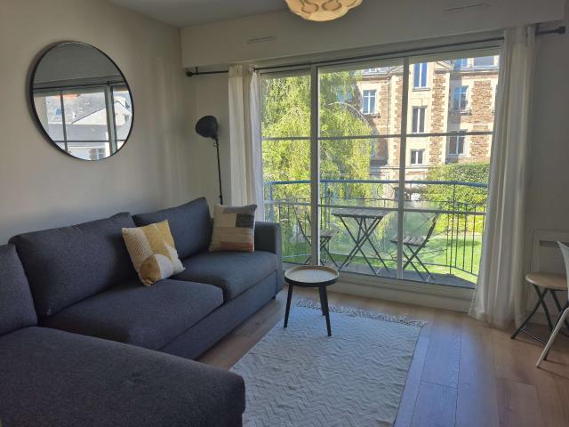 Location appartement 1 pièce Nantes Centre Ville 44