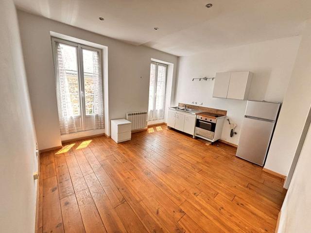 Location appartement 1 pièce Nantes Centre Ville 44