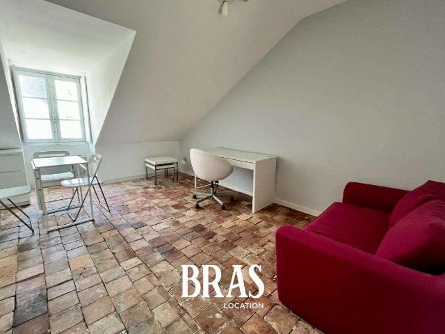Location appartement 1 pièce Nantes Centre Ville 44