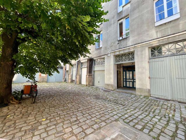 Location appartement 1 pièce Nantes Centre Ville 44