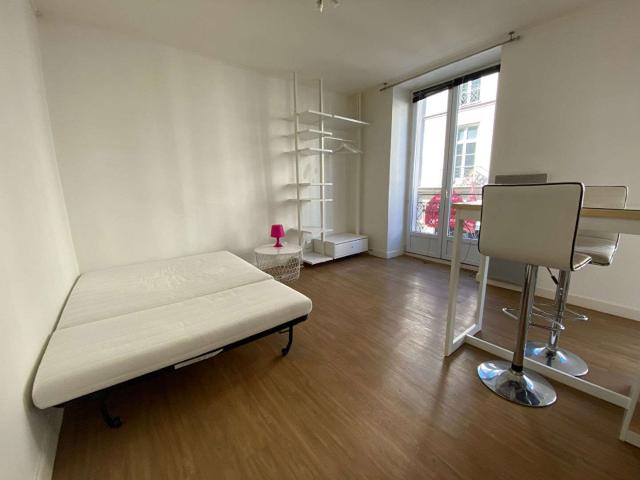 Location appartement 1 pièce Nantes Centre Ville 44