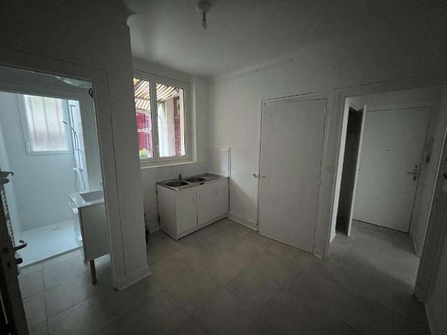 Location appartement 1 pièce Nantes Saint Clément Jardin des plantes 44