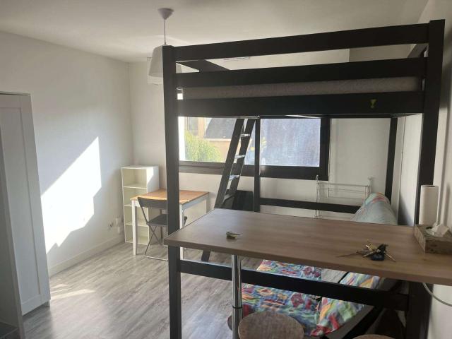 Location appartement 1 pièce Nantes Saint Clément Jardin des plantes 44