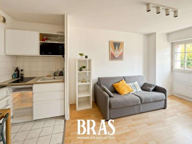 Location appartement 1 pièce Nantes Saint Clément Jardin des plantes 44