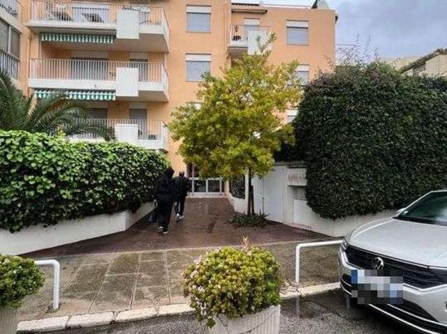 Location appartement 1 pièce Nice 06