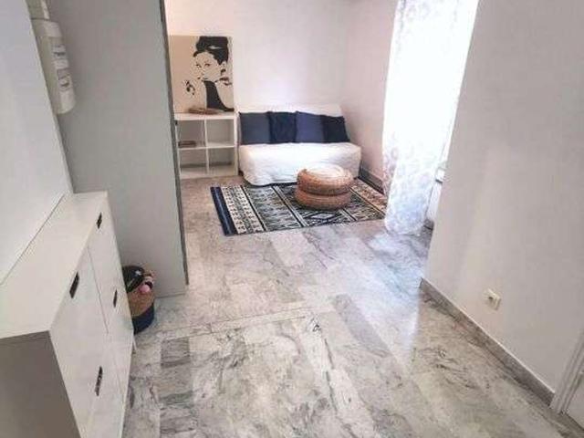 Location appartement 1 pièce Nice 06