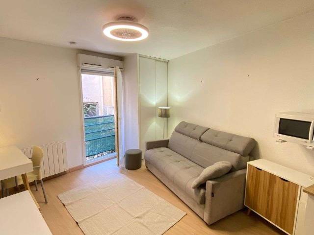 Location appartement 1 pièce Nîmes 30