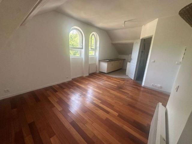Location appartement 1 pièce Noisiel 77