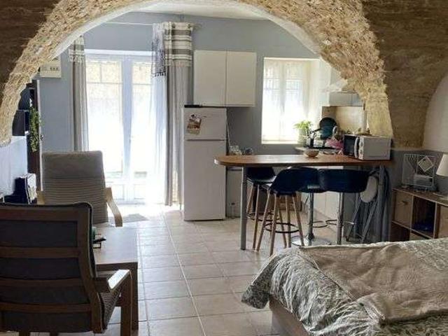 Location appartement 1 pièce Aujargues 30