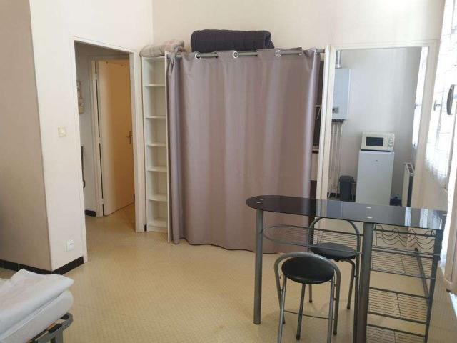 Location appartement 1 pièce Avignon 84