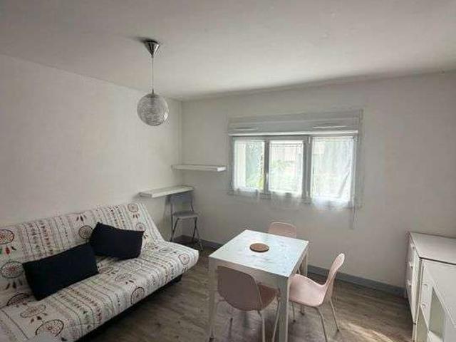 Location appartement 1 pièce Aix en Provence 13