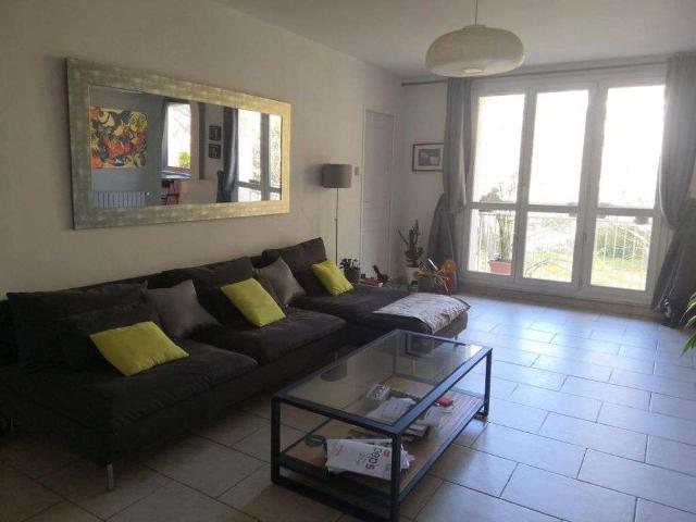 Location appartement 1 pièce Aix en Provence 13