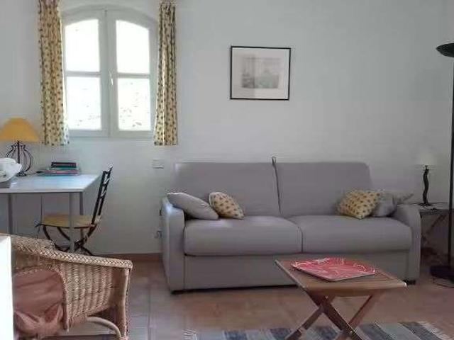 Location appartement 1 pièce Aix en Provence 13