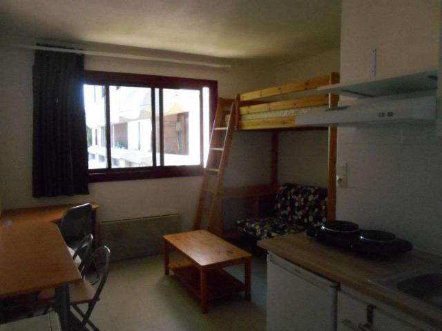 Location appartement 1 pièce Aix en Provence 13