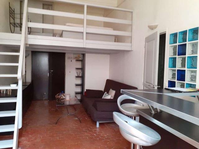 Location appartement 1 pièce Aix en Provence 13