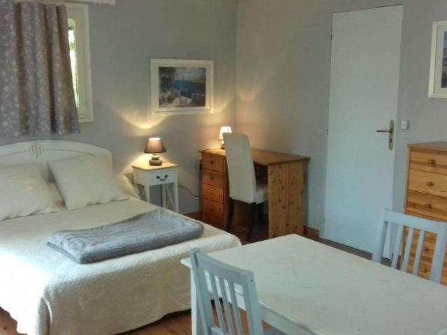Location appartement 1 pièce Aix en Provence 13