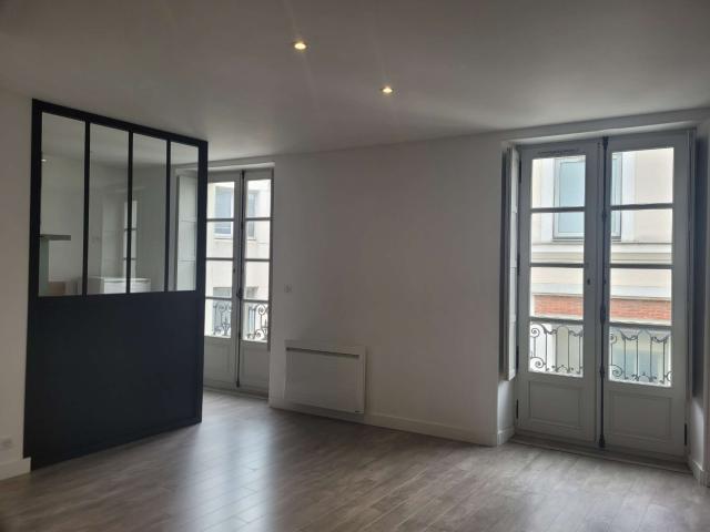 Location appartement 1 pièce Angers Centre 49