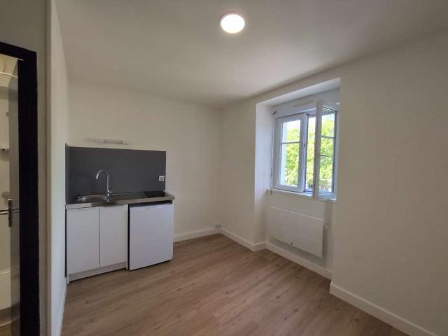 Location appartement 1 pièce Angers Centre 49