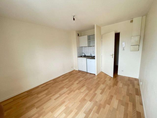 Location appartement 1 pièce Angers Saint Léonard Madeleine 49