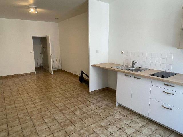 Location appartement 1 pièce Angers Saint Léonard Madeleine 49