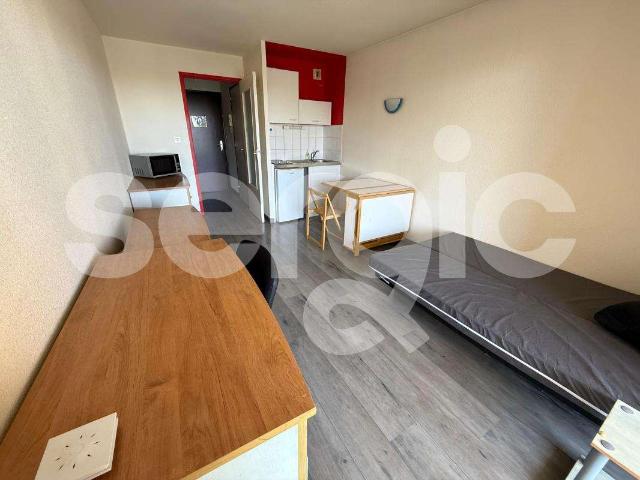 Location appartement 1 pièce Angers Saint Léonard Madeleine 49